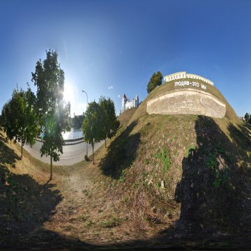 Стела «Гродно это мы» и Замок. Правонабережная ул. Беларусь. Беларусь. Гродно. 2023.