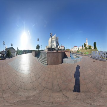 Драмтеатр и костёл Бернардинцев. Ул. Мостовая. Беларусь. Гродно. Сентябрь 2023.