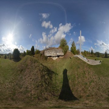 Форт 1. Вход и обелиск. Окрестности Гродно. Ноябрь 2023.