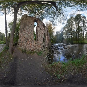 Руины старой мельницы на Лососянке. Беларусь. Гродно. Речка Лососянка. Ноябрь. 2023.