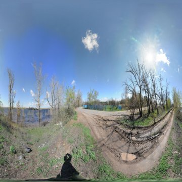 Волгоградская область. Окрестности Волжского. Набережная возле разлившейся Ахтубы. 2013