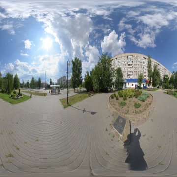 Волгоградская область. Волжский. У будущего памятника Елизавете. Пл. Труда. Июнь 2022